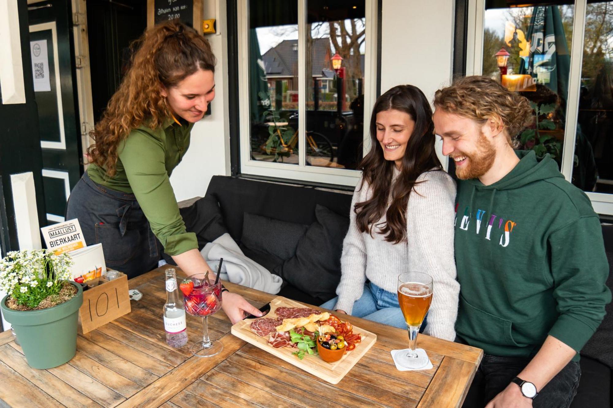 Bij Boon Bed & Breakfast Peize Eksteriør bilde